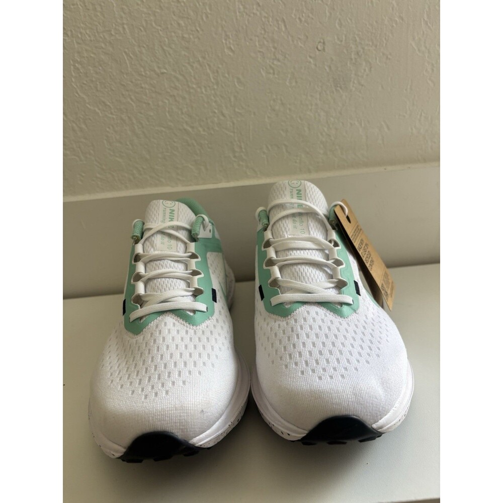 Nike Air Winflo 10 Size 11 Brand New Without Box